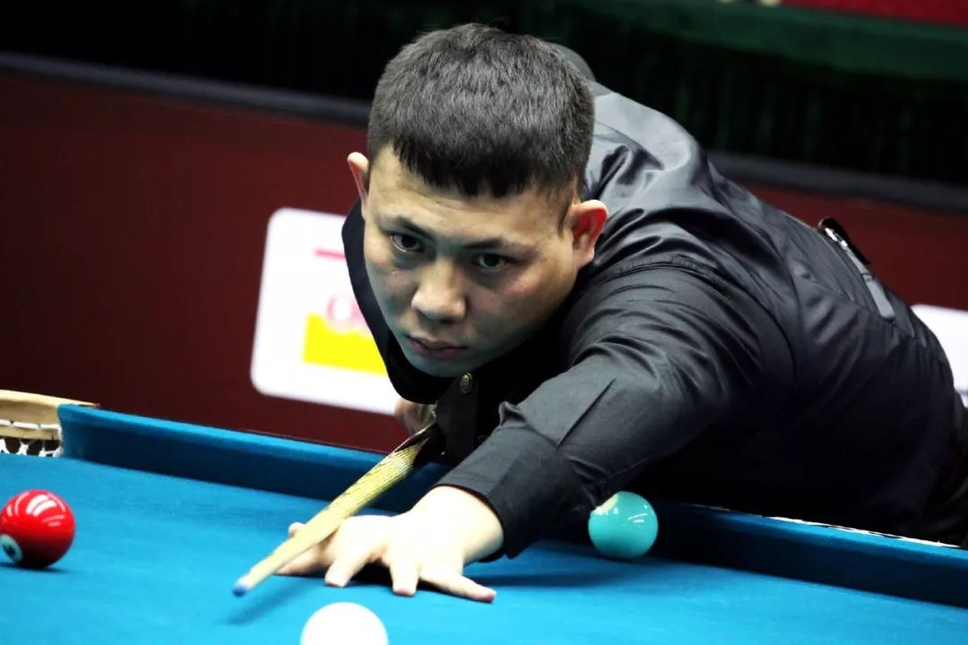 并存的赛场 并存的赛场