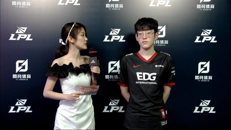 短短两个月 短短两个月